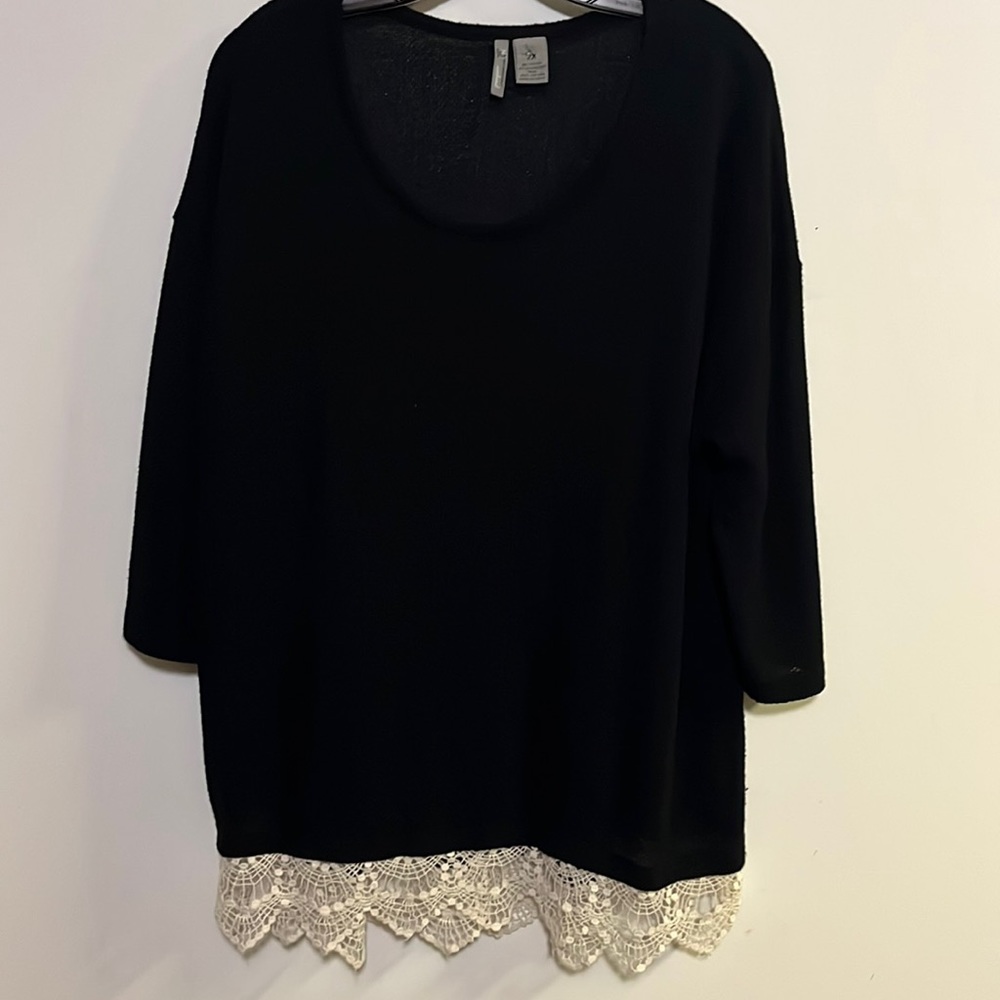 New Directions Sweater Women's Size 2X Lace Trimmed Relaxed Fit Tunic Sweater